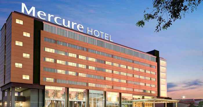 ภายนอกอาคาร Mercure Makassar Nexa Pettarani