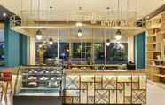 Bar, Kafe, dan Lounge 4 Mercure Makassar Nexa Pettarani