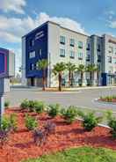 Exterior Hampton Inn and Suites Middleburg