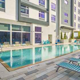 Pool1Tru by Hilton Fort Lauderdale Downtown,拉斯奥拉斯河滨飯店
