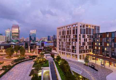 Others Canopy by Hilton Dubai Al Seef