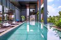 Swimming Pool Mercure Tangerang BSD City