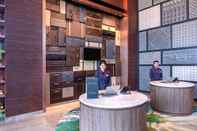 Lobby Mercure Tangerang BSD City