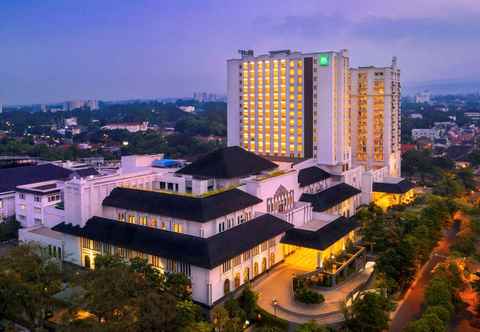 Bangunan ibis Styles Bandung Grand Central