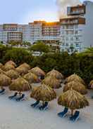 Exterior Embassy Suites by Hilton Aruba Resort