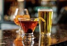 기타 7 Hotel Trilogy Albany Airport Tapestry Collection by Hilton