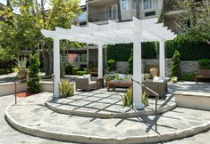 Others 3 Belamar Hotel Manhattan Beach  Tapestry Collection by Hilton