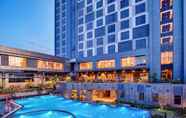 Swimming Pool 6 Grand Mercure Malang Mirama