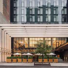 Exterior1Motto by Hilton New York City Chelsea,港务局巴士总站飯店