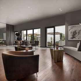 Lobby1Hilton Porto Gaia,7g Roaster Apartments & Restaurant飯店