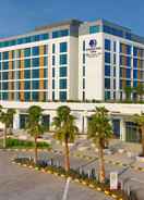 Exterior DoubleTree by Hilton Abu Dhabi Yas Island Residences