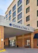 Exterior DoubleTree by Hilton Davenport