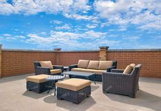 Others 3 DoubleTree by Hilton Davenport