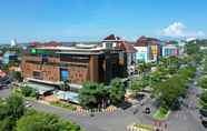 Nearby View and Attractions 7 ibis Styles Semarang Simpang Lima