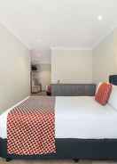 Guest room BreakFree on Broadway Sydney