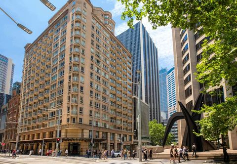 Others Mantra 2 Bond Street Sydney