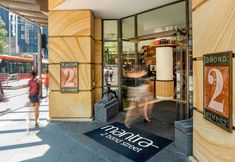 Others 3 Mantra 2 Bond Street Sydney