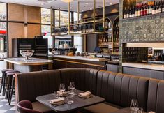 Others 5 Mantra 2 Bond Street Sydney