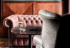 อื่นๆ 4 The Crown Krakow - Handwritten Collection