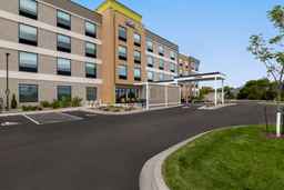 Home2 Suites by Hilton Sheboygan, USD 447.95
