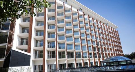 기타 2 Spark by Hilton Pobierowo