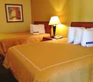 ห้องนอน 4 Americas Best Value Inn & Suites Yukon Oklahoma City