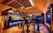 Bar, Kafe, dan Lounge 3 Novotel Solo