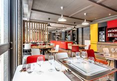 Others 5 ibis Bourges