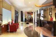 Lobby ibis Jakarta Arcadia