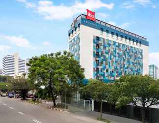 Bangunan 2 ibis Jakarta Arcadia