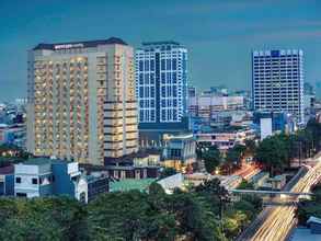 Bên ngoài 4 Mercure Jakarta Kota