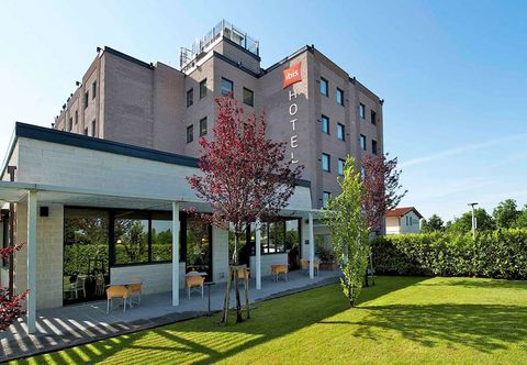 Lain-lain ibis Firenze Prato Est