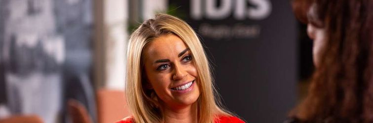 기타 ibis Rugby East