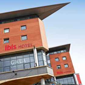 Exterior view1ibis Northampton Centre,北安普敦郡飯店