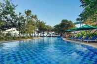 Kolam Renang Mercure Convention Center Ancol