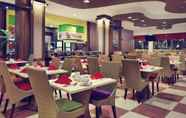 Restoran 6 Mercure Pontianak City Center