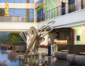 Lobby 2 Novotel Manado Golf Resort & Convention Center