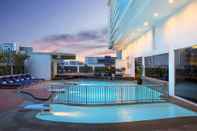 Swimming Pool Novotel Jakarta Gajah Mada