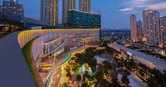 Luar Bangunan Pullman Jakarta Central Park