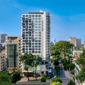 Exterior 1 Novotel Saigon Centre, โรงแรม & ที่พัก โรงพยาบาลนานาชาติฮว่านมี้ ไซ่ง่อน