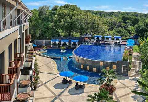 Swimming Pool Mercure Bali Nusa Dua