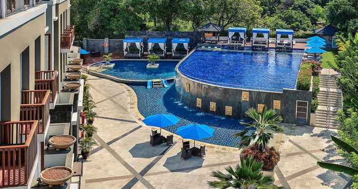 Swimming Pool Mercure Bali Nusa Dua