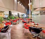 Restaurant 2 ibis Bandung Trans Studio