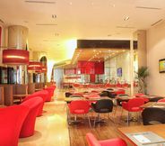 Restaurant 4 ibis Bandung Trans Studio