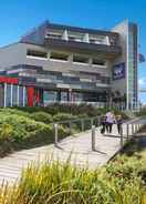 Exterior view Mercure Melbourne Caroline Springs