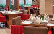 Restaurant 2 Grand Mercure Jakarta Harmoni