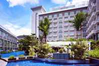 สระว่ายน้ำ Grand Mercure Bandung Setiabudi