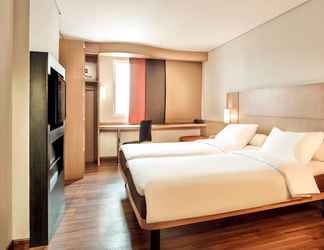 Bedroom 2 ibis Gading Serpong