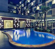 Swimming Pool 4 Mercure Jakarta Sabang