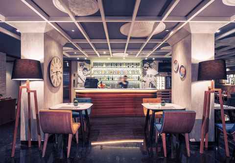 Bar, Cafe and Lounge Mercure Jakarta Sabang